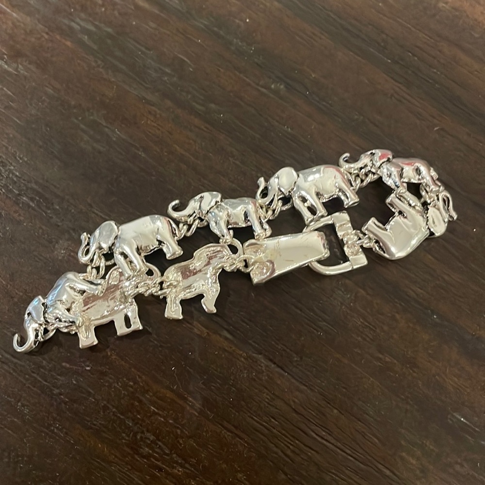 Silver Elephant Set - Picture 2 of 4